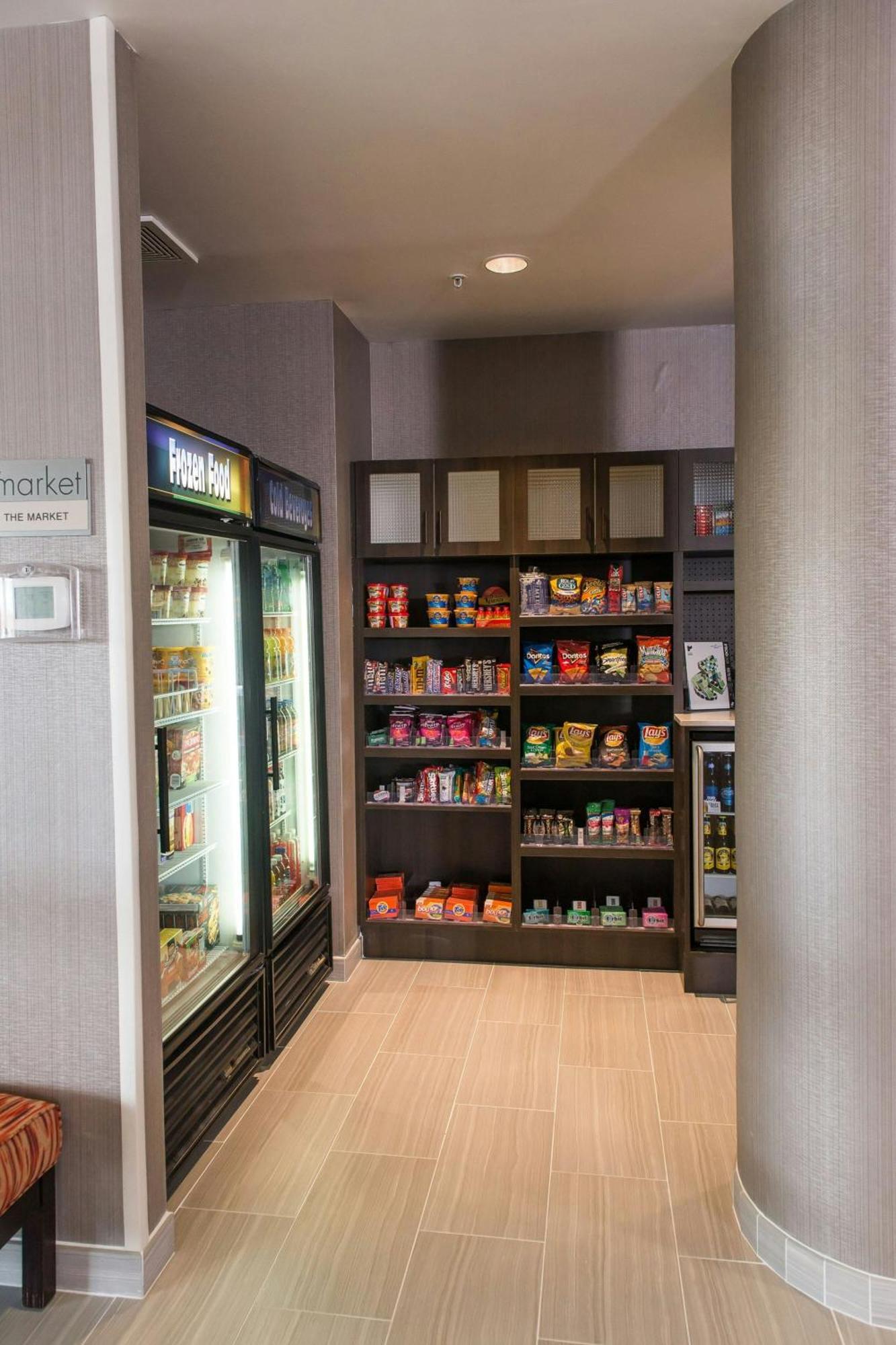 Springhill Suites Houston Pearland Bagian luar foto
