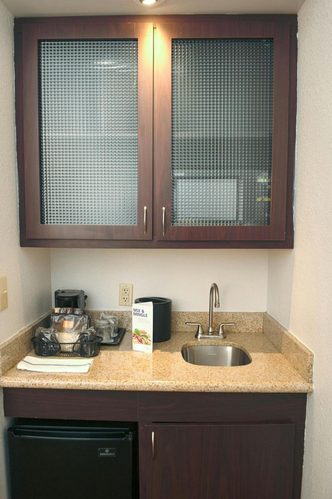 Springhill Suites Houston Pearland Bagian luar foto