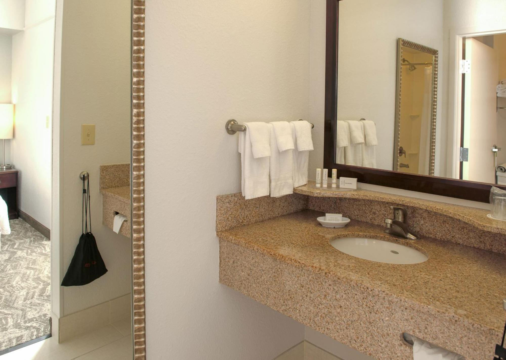 Springhill Suites Houston Pearland Bagian luar foto
