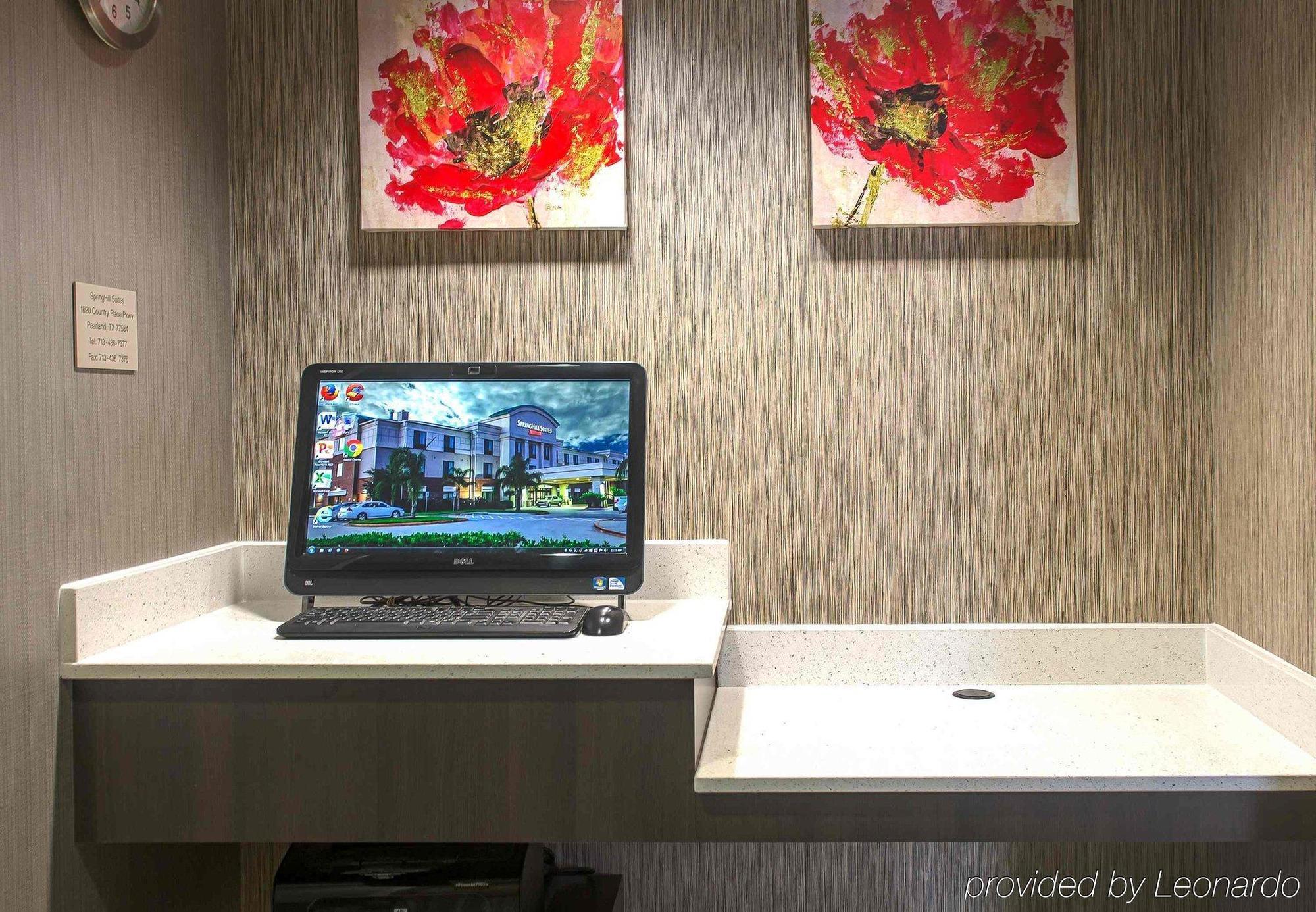 Springhill Suites Houston Pearland Bagian luar foto